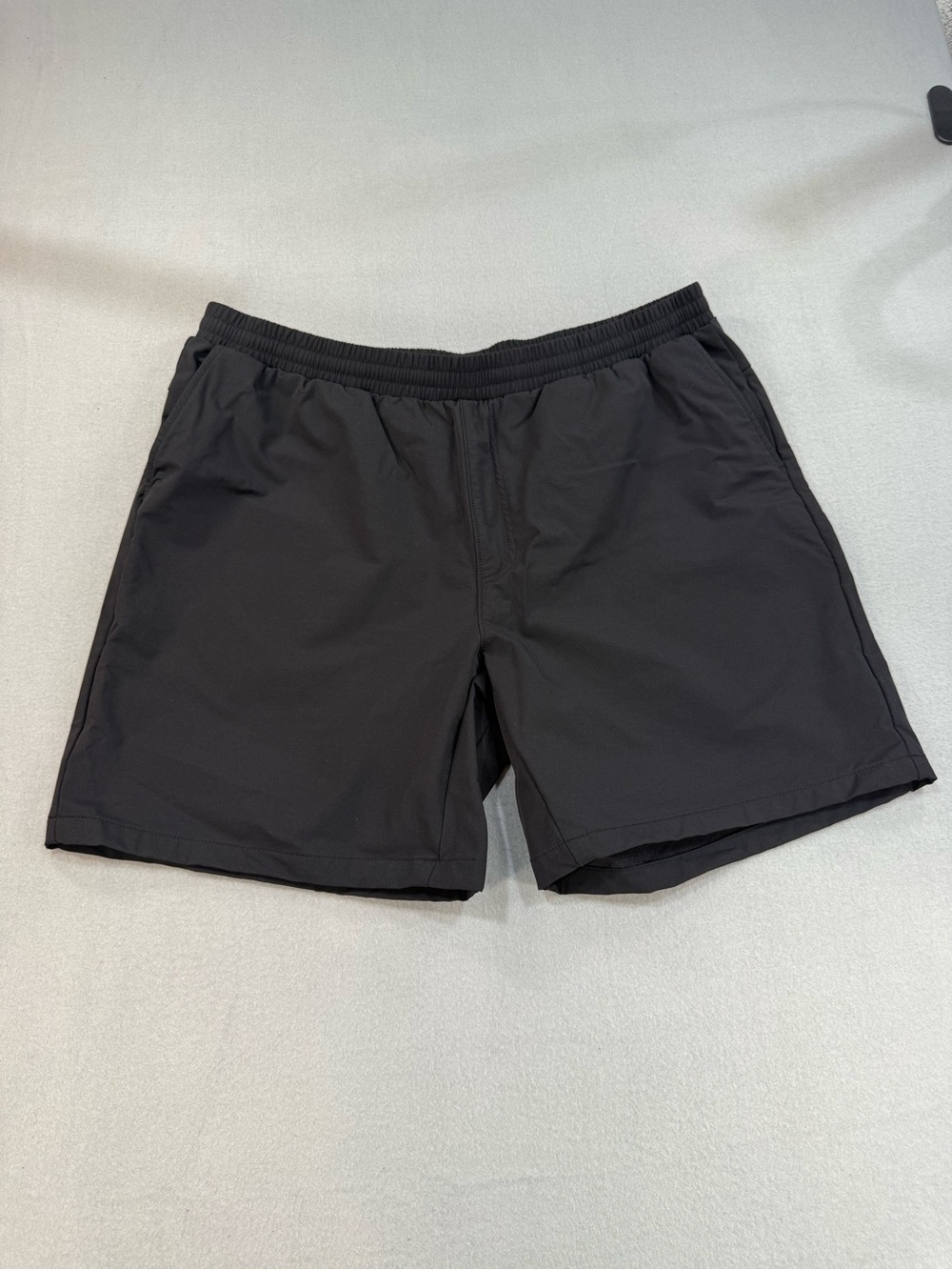 FLX Men's Black Athletic Elastic-Waist Shorts with pockets